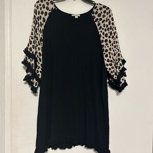 Umgee L Boho Linen Blend Leopard Print Tiered Bell Sleeve SoftTunic Top.